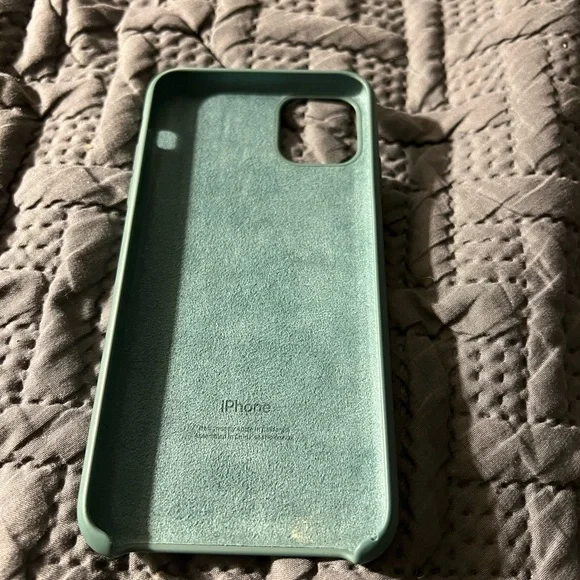 iPhone 11 Pro Max Apple Silicone Case - Green - Picture 2 of 2